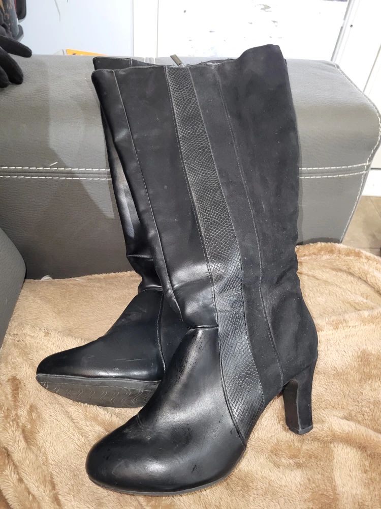 Black Knee-High Boots - Size 8.5W - photo 5