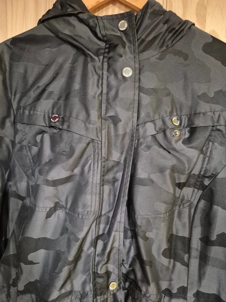 Micheal Kors women's black anorak rain coat XL image indicator(4)