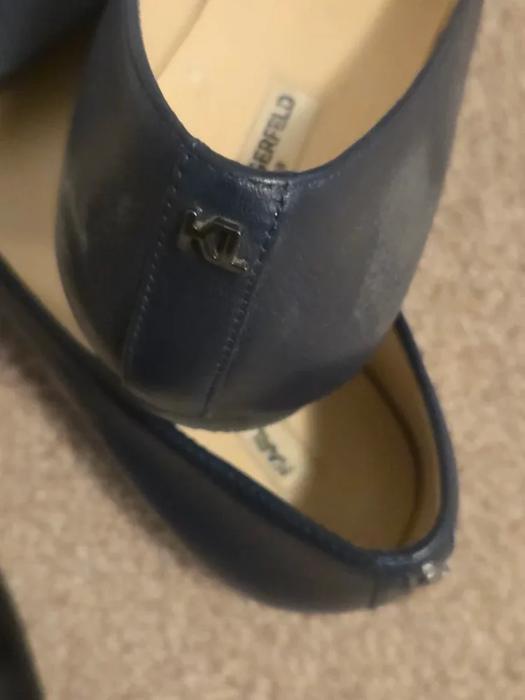 Karl Lagerfeld Paris Blue Leather Flats image indicator(5)