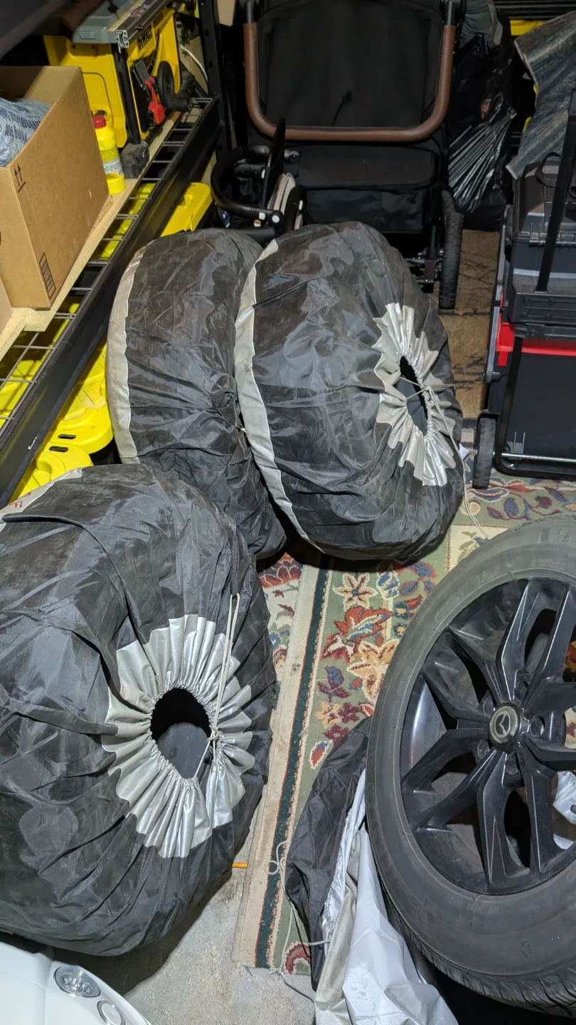 Mazda rims. 225/65R17 Winter Tire CX-50 image indicator(5)