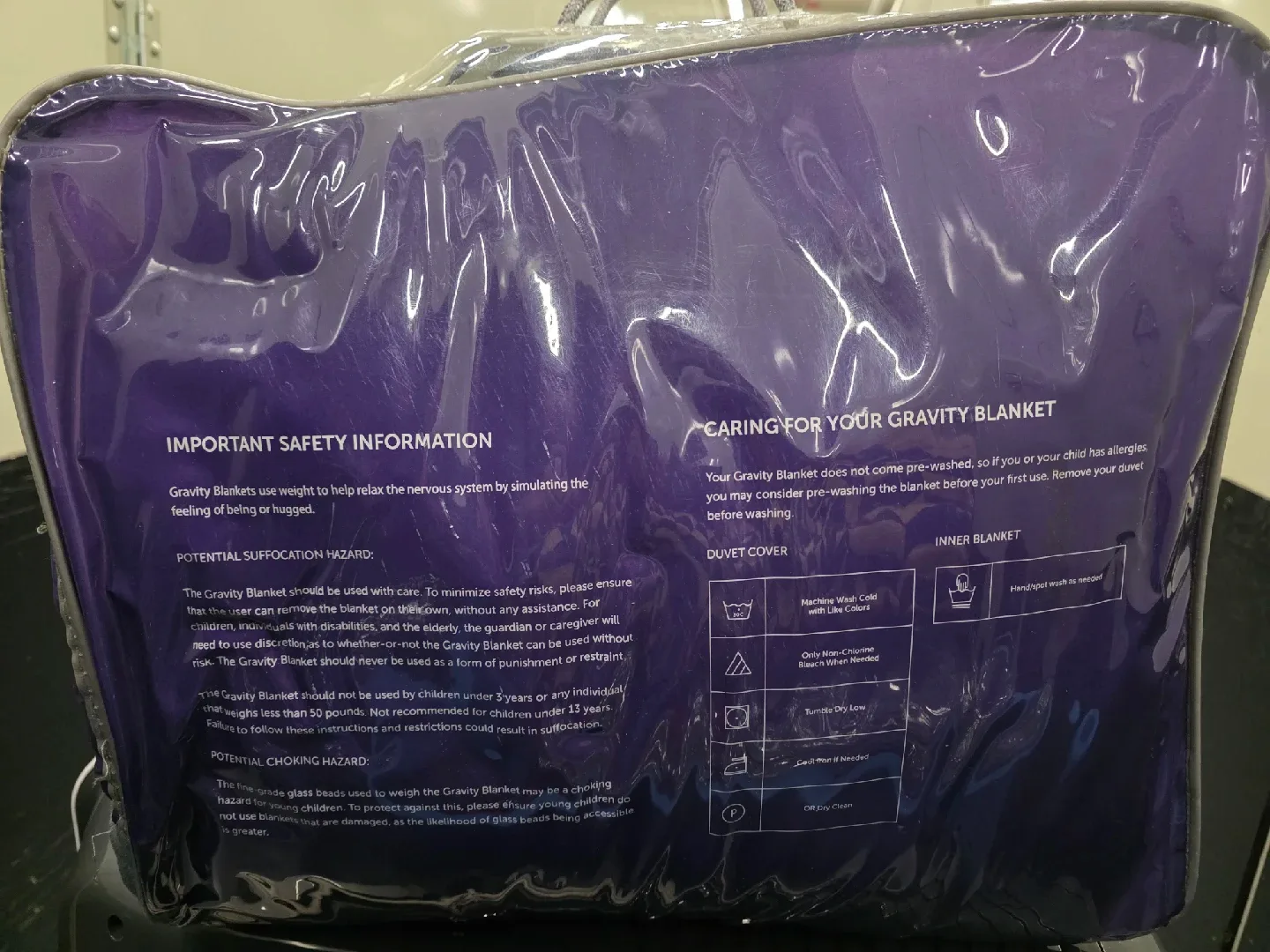 Gravity Premium Weighted Blanket Queen/King 90" x 90" image indicator(2)