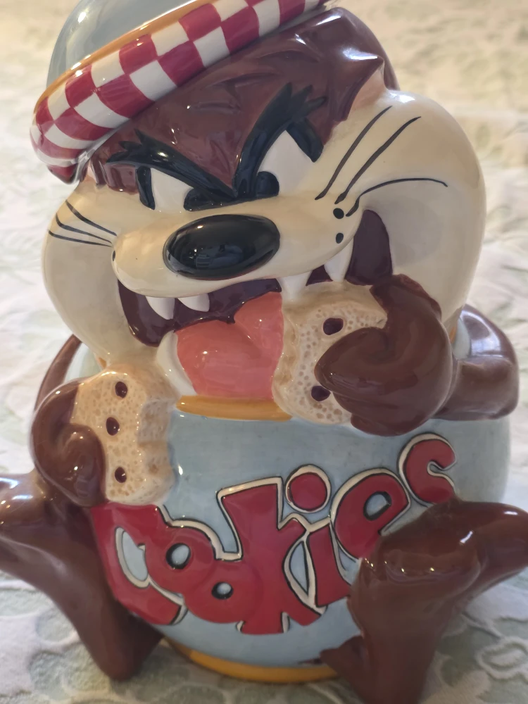 Taz Tasmanian Devil Cookie Jar - photo 2