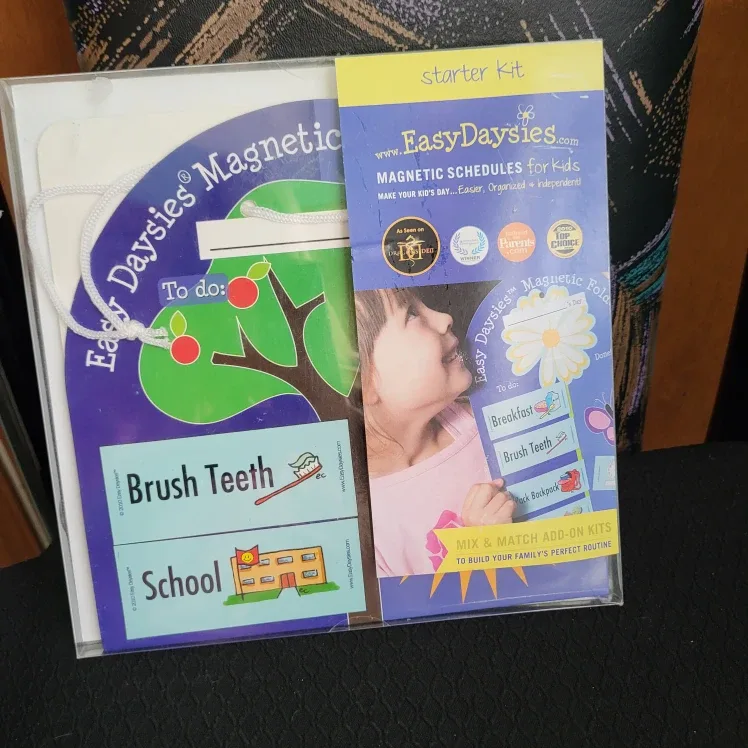 Easy Daisies Magnetic Daily Schedule Starter Kit