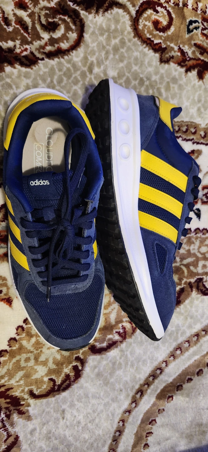 Adidas Cloudfoam Comfort Shoes - Size 9.5