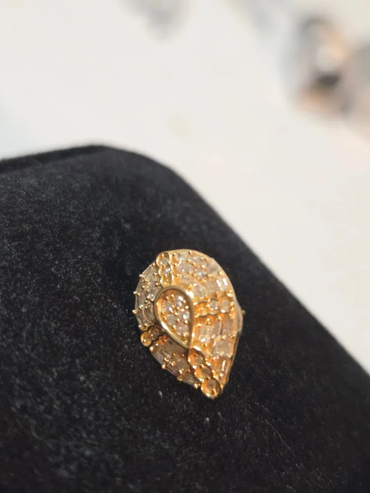 Natural Diamond Teardrop Earrings image indicator(2)