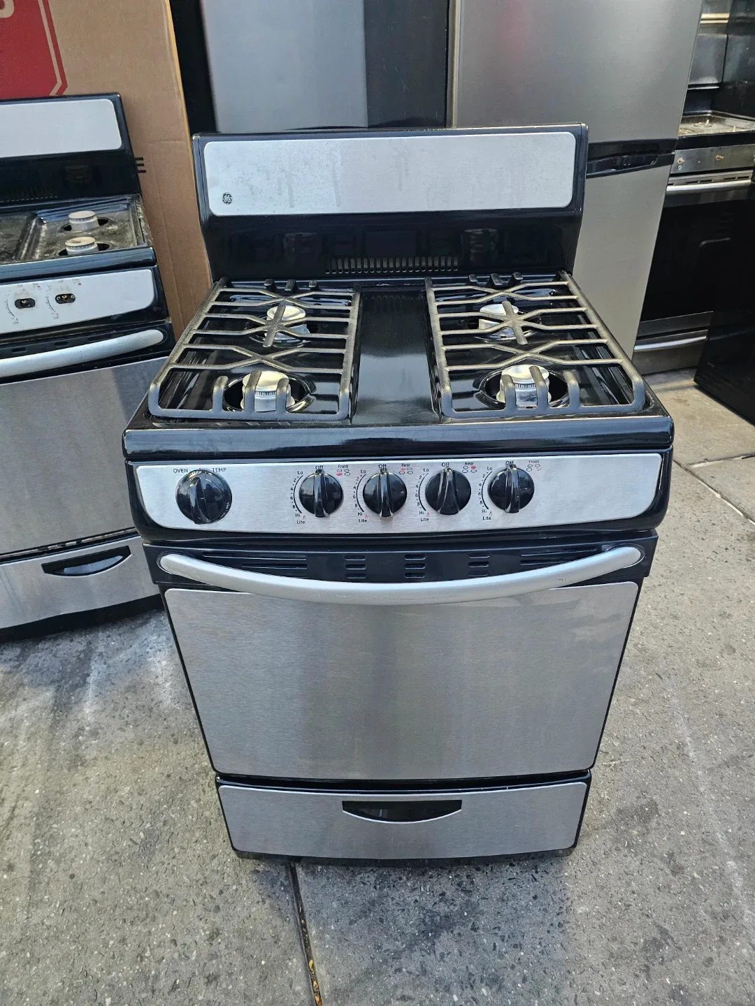 GE 24in gas Range - Stainless Steel thumbnail