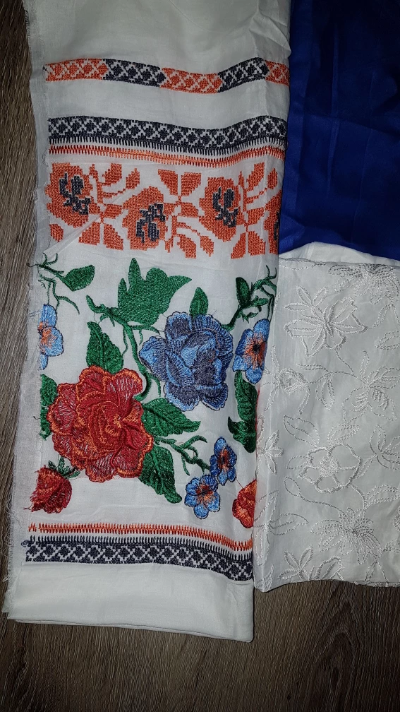 Assorted Fabric Pieces - photo 3
