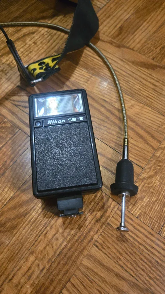 Nikon FG Camera with Lenses and Accessories image indicator(6)