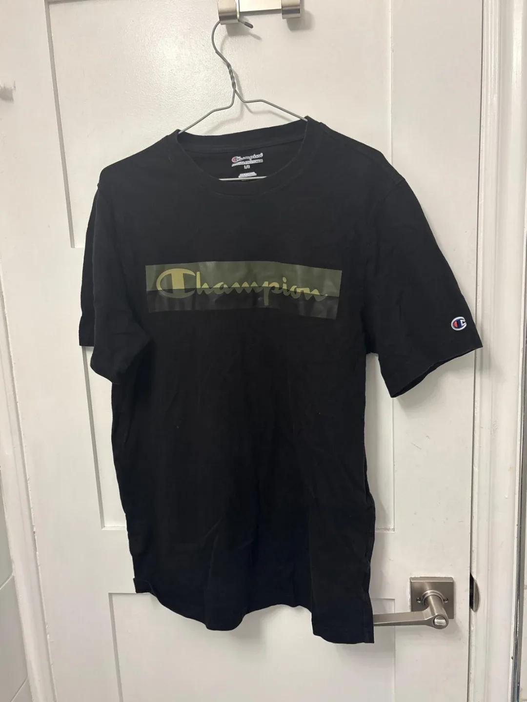 Champion Black T-Shirt - Size L thumbnail