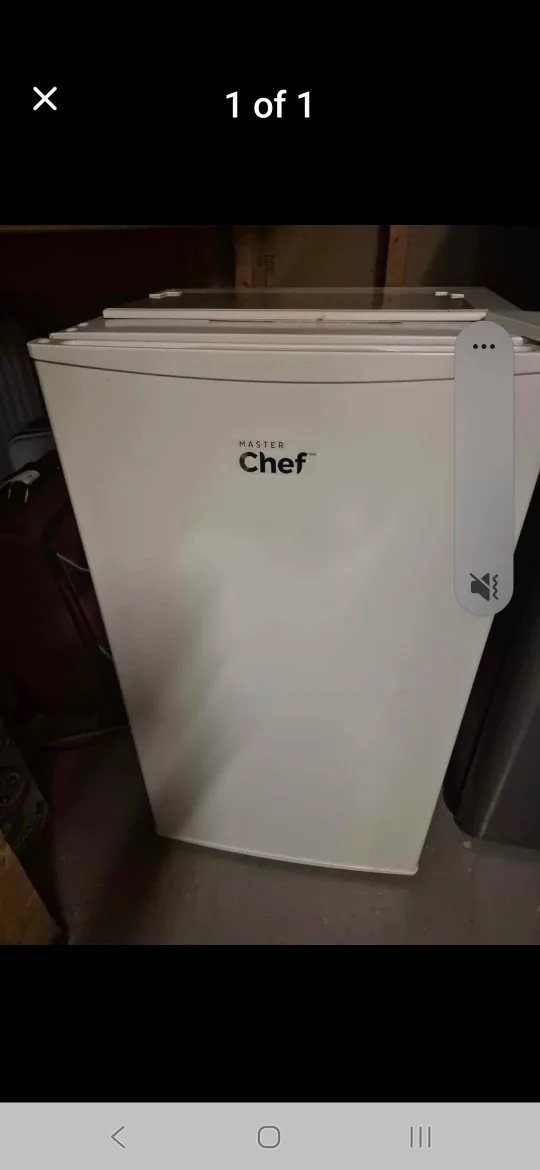 Master Chef Chest Freezer - White
