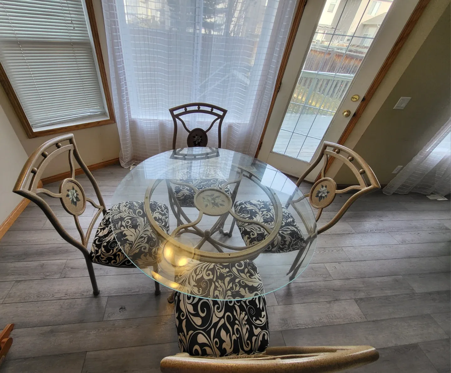 Dining Table with Four Chairs - Excellent Condition