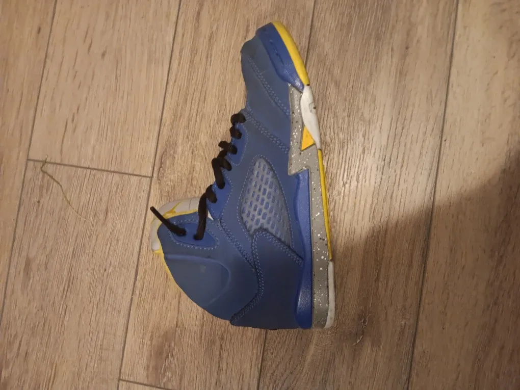 Jordan Blue and yellow 5s
