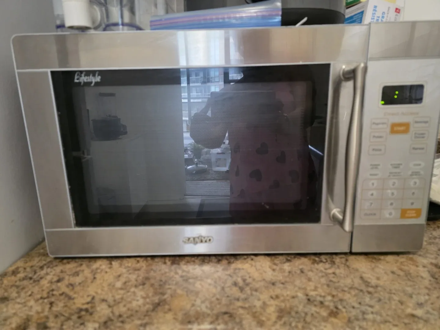 Sanyo Lifestyle Microwave Oven