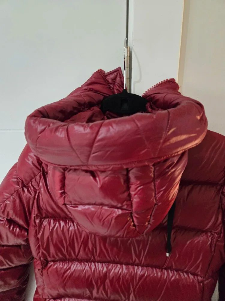 Burgundy Puffer Jacket image indicator(5)
