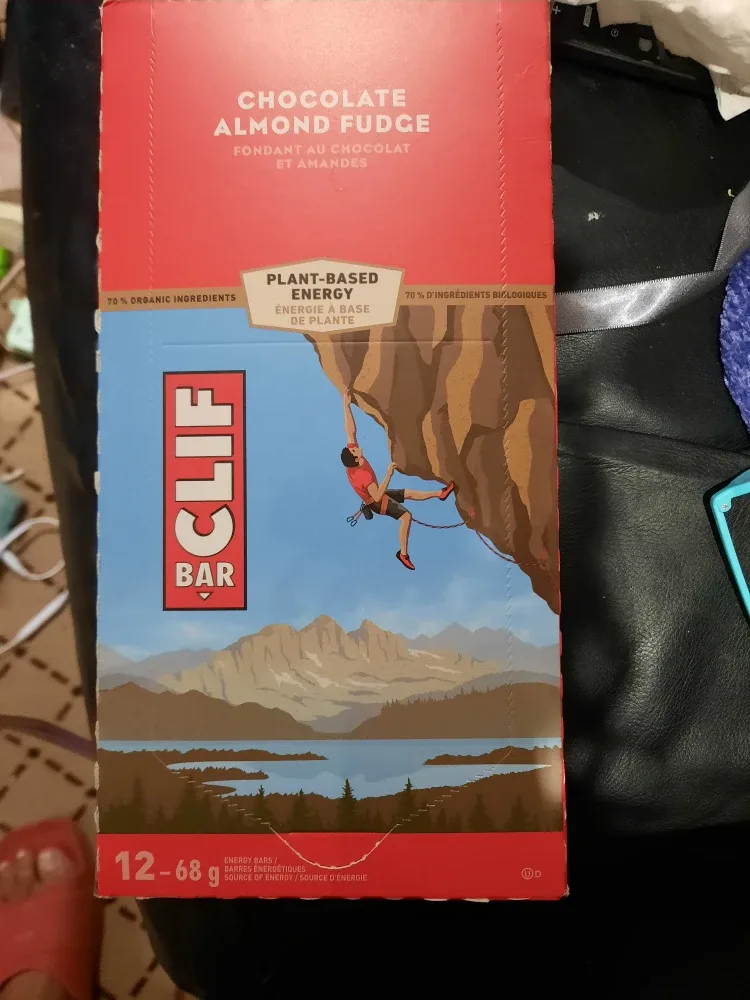 Clif Bar Chocolate Almond Fudge (12 x 68g) thumbnail