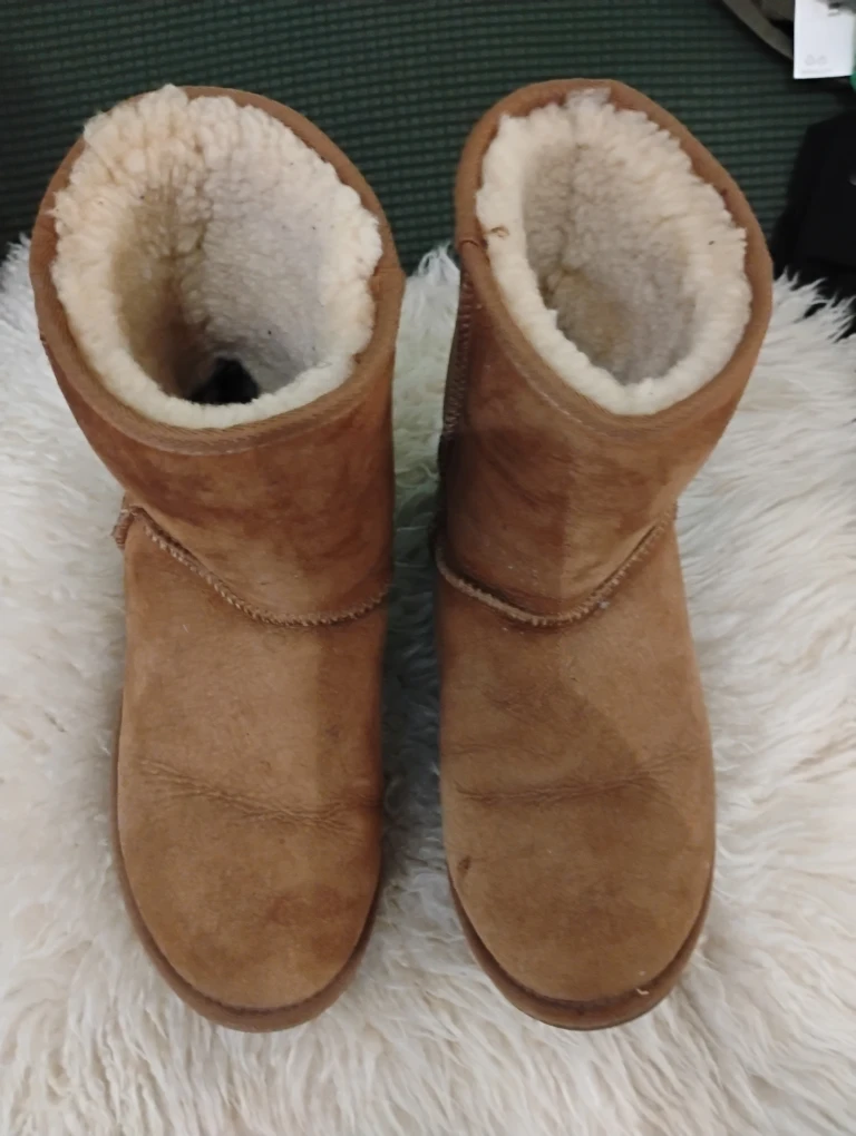 FREE EMU Australia Sheepskin Boots - Size US 8 - photo 2