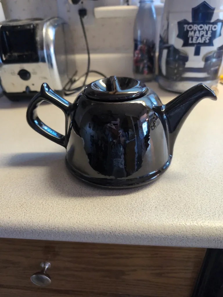 Black Teapot