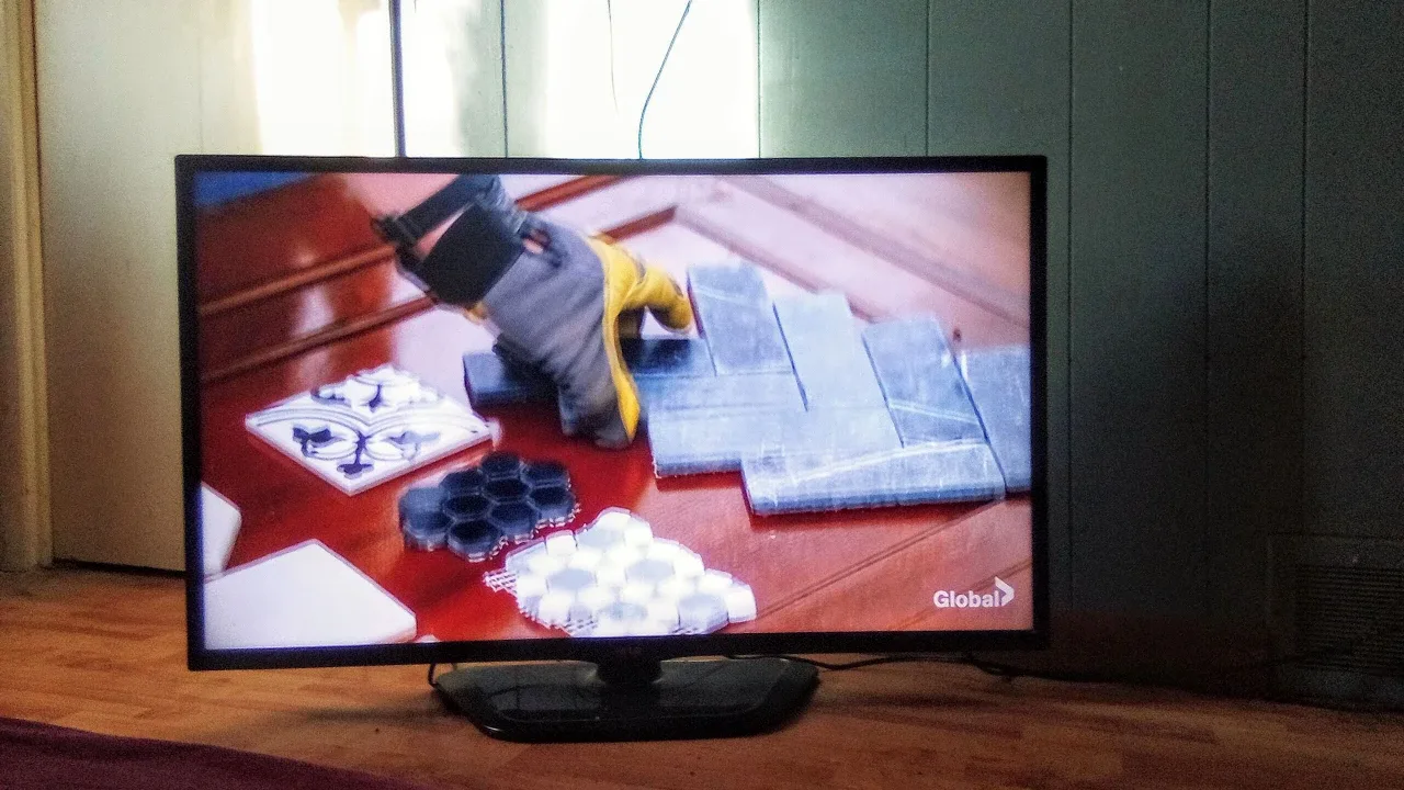 LG 42 Inch HD Flat screen Television