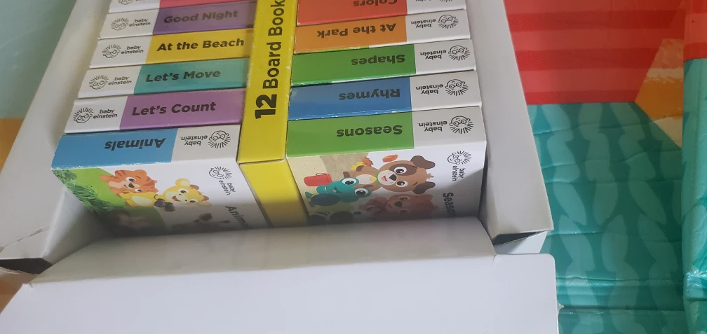 Baby Einstein 12 Board Books Set - photo 3