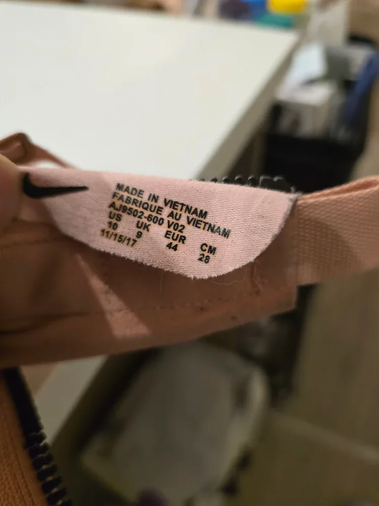 Nike Air Force 1 SF High, Size 10 image indicator(4)