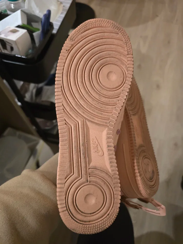 Nike Air Force 1 SF High, Size 10 image indicator(5)