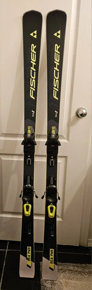 Fischer RC4 PWR Skis - 160cm