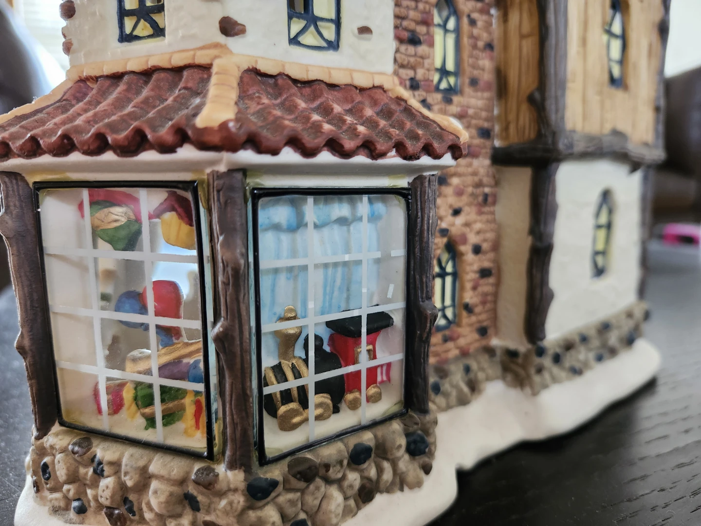 Santa's Toy Shop Christmas Village Figurine - photo 5