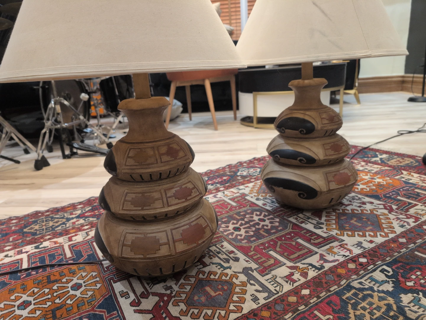 Pair of Decorative Table Lamps - photo 2