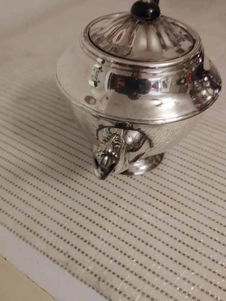 Colonel Plate E.G.M. & Co. Teapot image indicator(4)