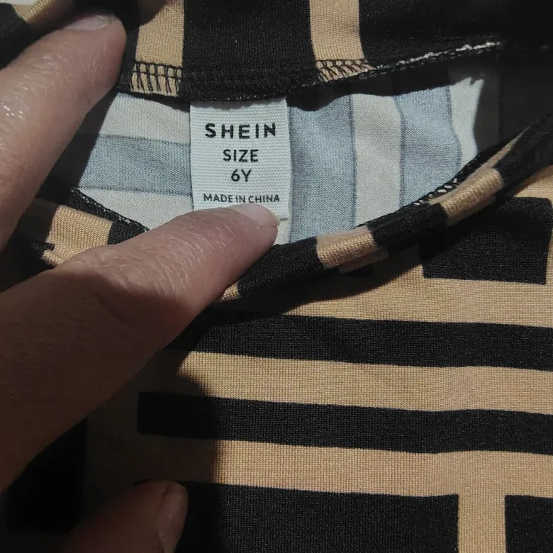 Shein Kids Dress - Size 6Y image indicator(3)