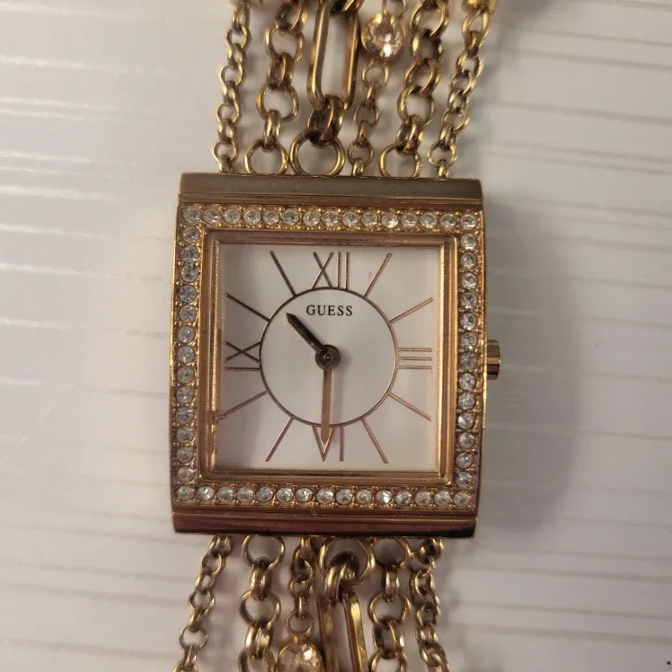 Gently Used! Guess Rose Gold Pearl Watch - Quick Pickup!🚀 image indicator(4)