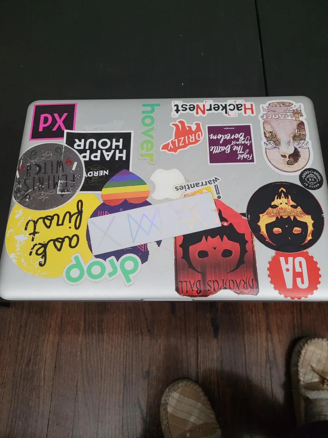 2012 Apple MacBook Pro MD101LL/A 13.3-inch Laptop image indicator(2)