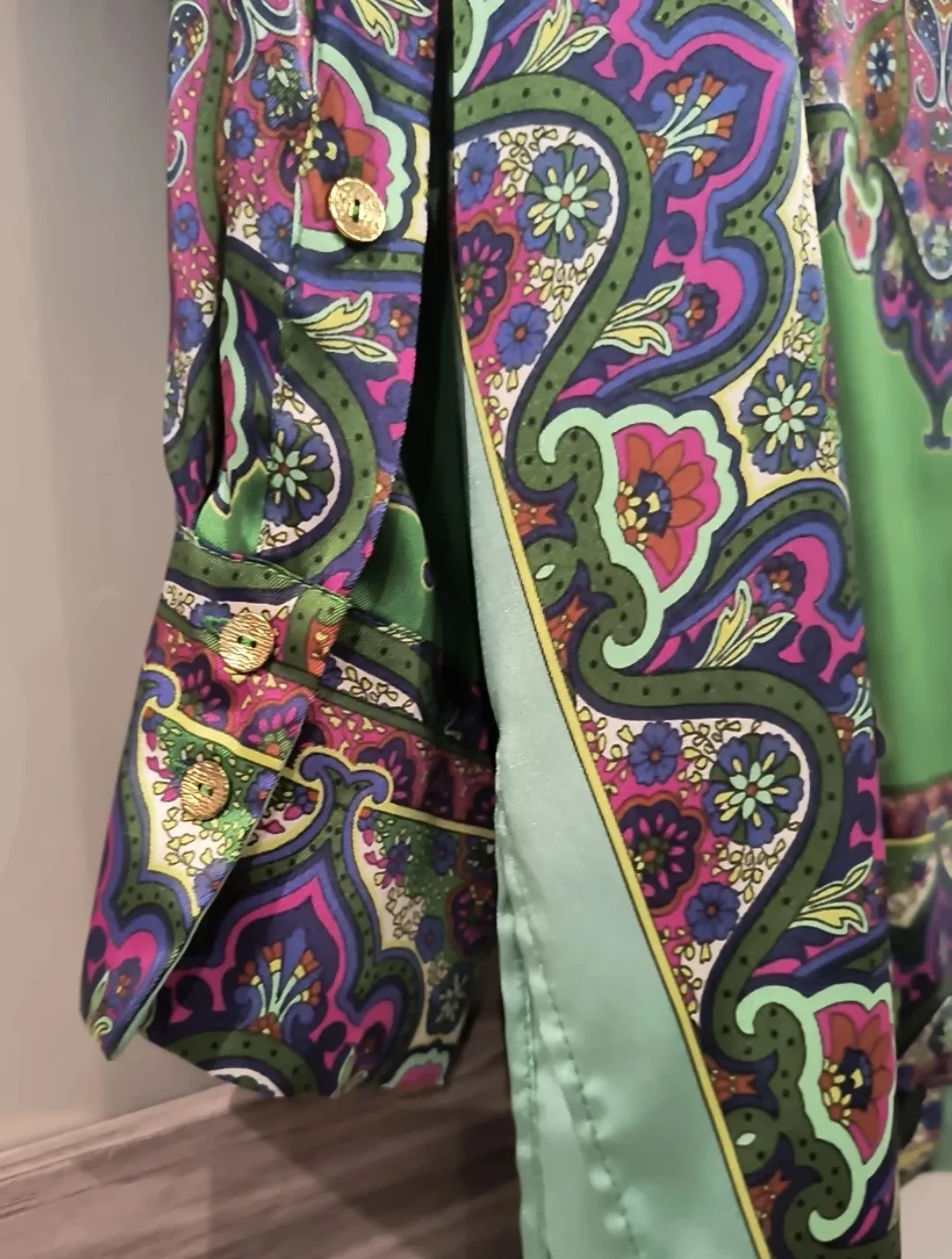 Green Patterned Button-Up Shirt Zara M image indicator(3)