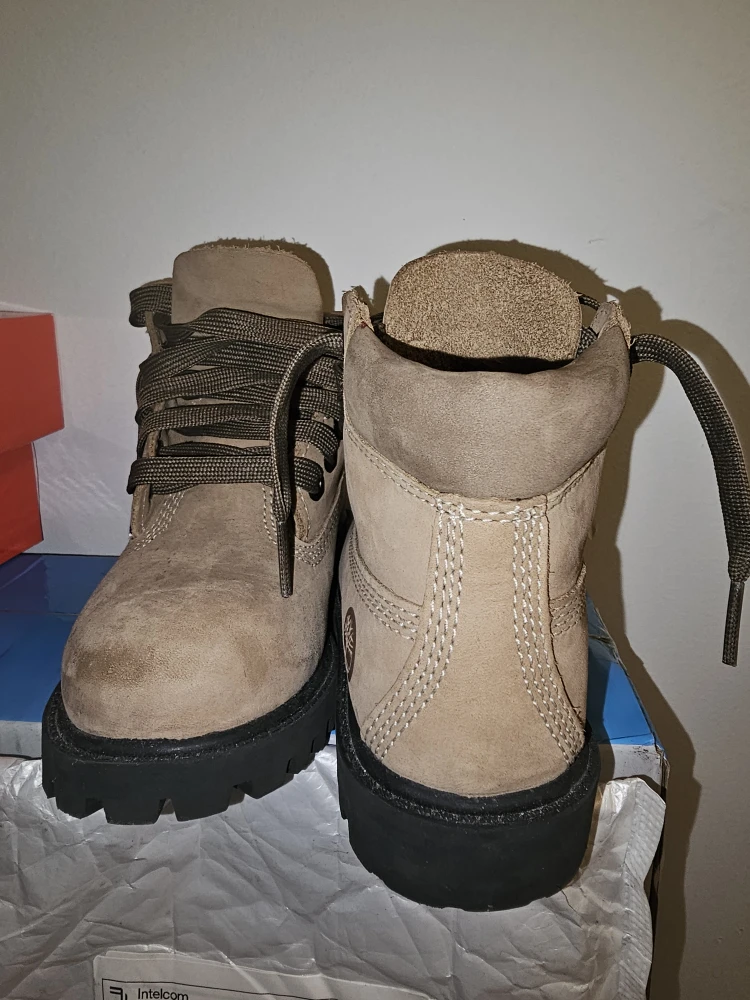 Timberland Toddler Boots US size 9 - photo 2