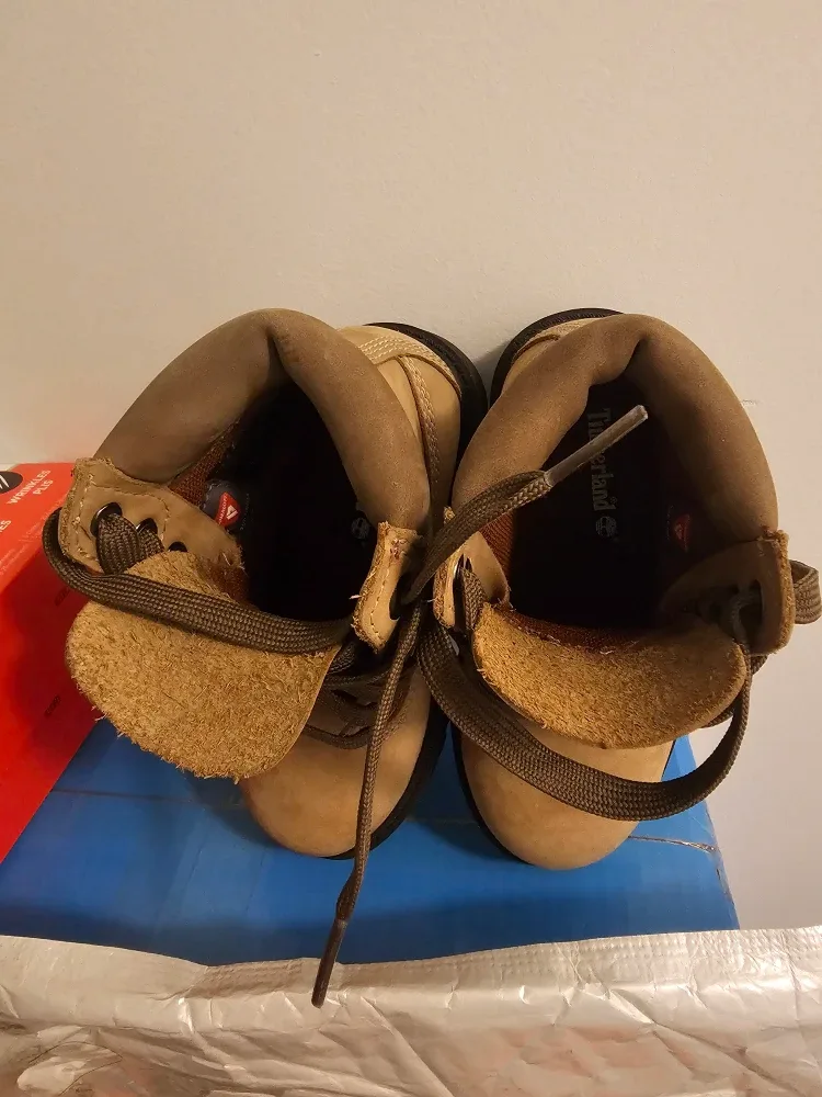 Timberland Toddler Boots US size 9 image indicator(6)