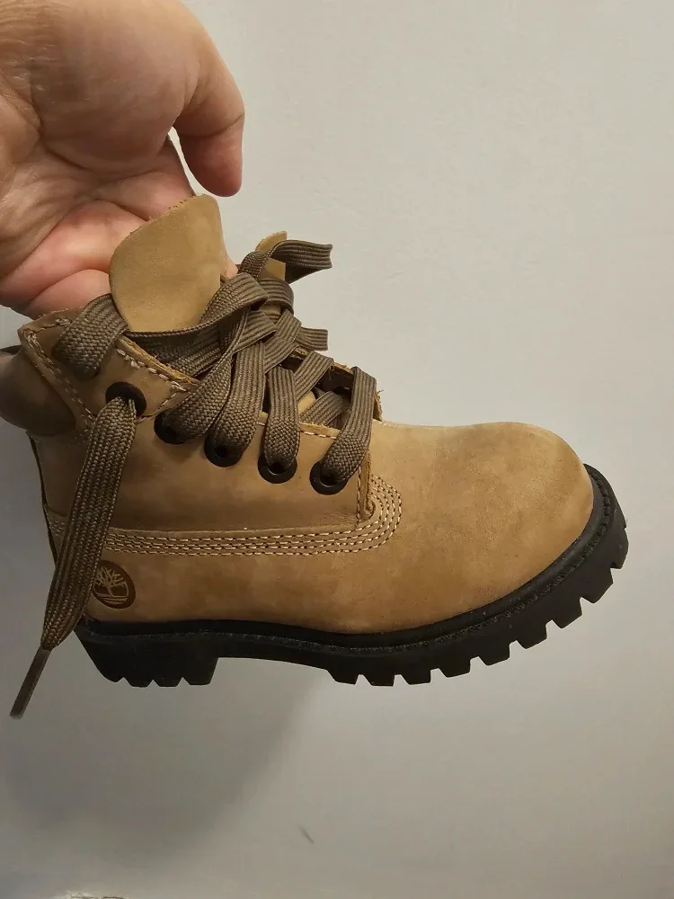 Timberland Toddler Boots US size 9 image indicator(7)