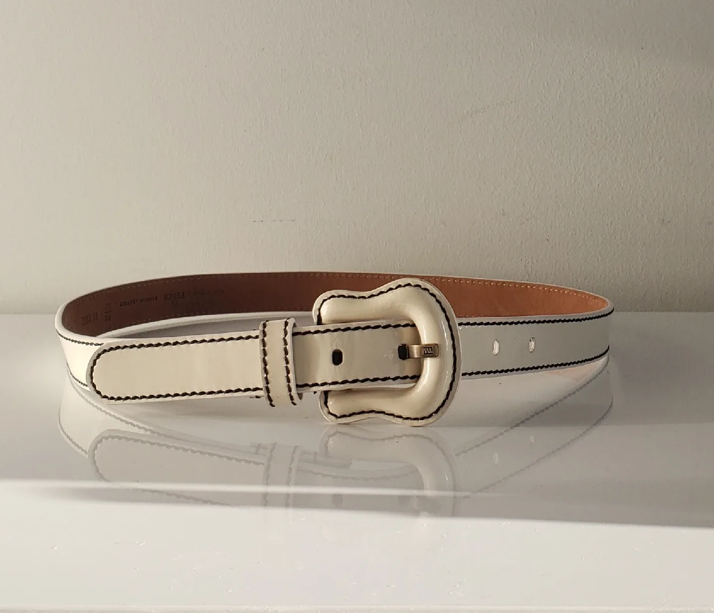 Fendi B Buckle Cream Patent Leather Belt - Vintage y2k