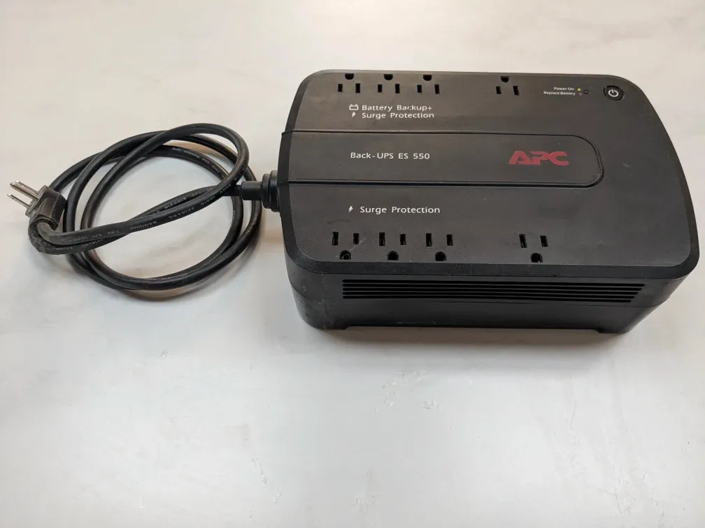 APC Back-UPS ES 550. Surge protection battery backup image indicator(3)