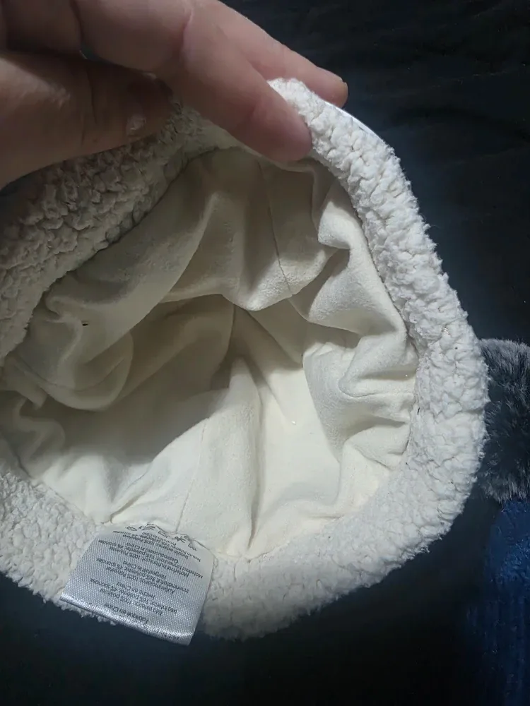 JJ Cole & Snowman Hat Bundle image indicator(7)