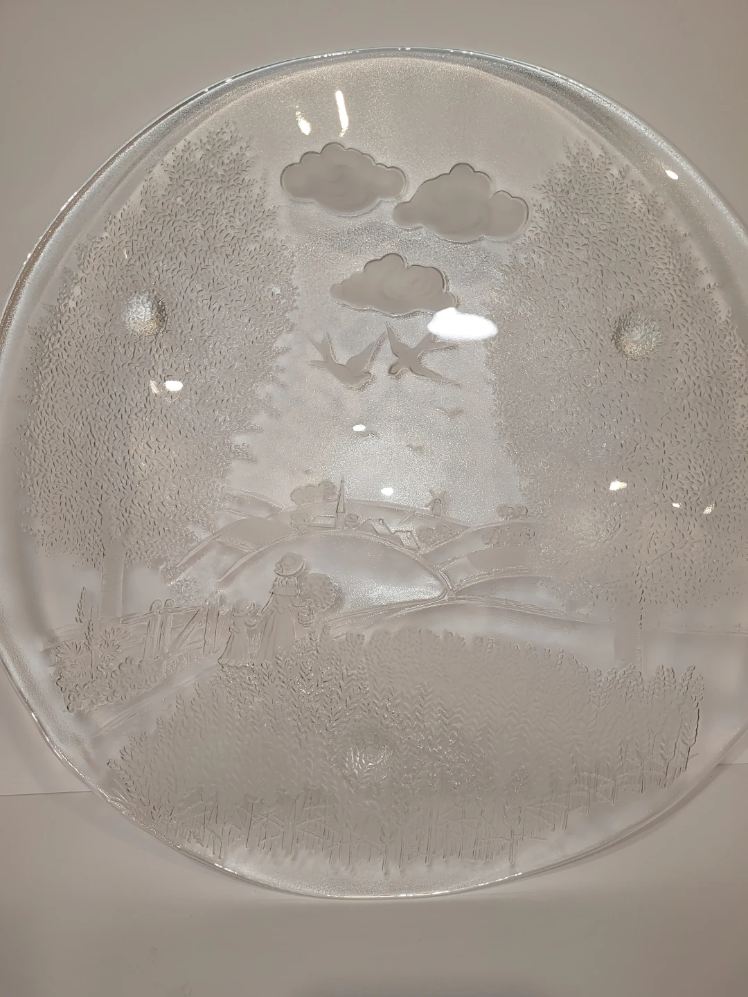 14" Clear Glass Serving Platter- Countryside Scene - photo 2