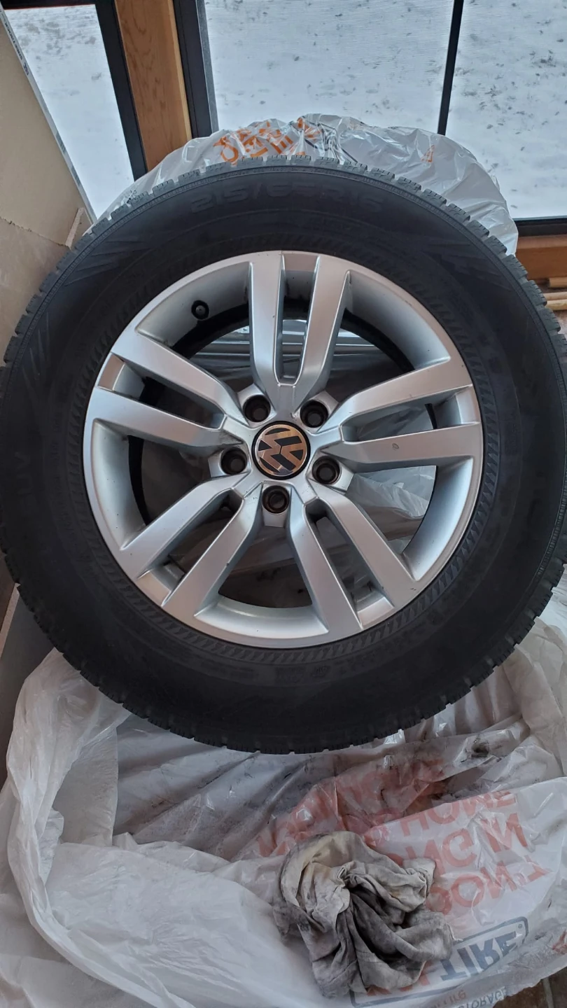 215/65R16 All Season Tires VW Tiguan w/ Aluminum Rims