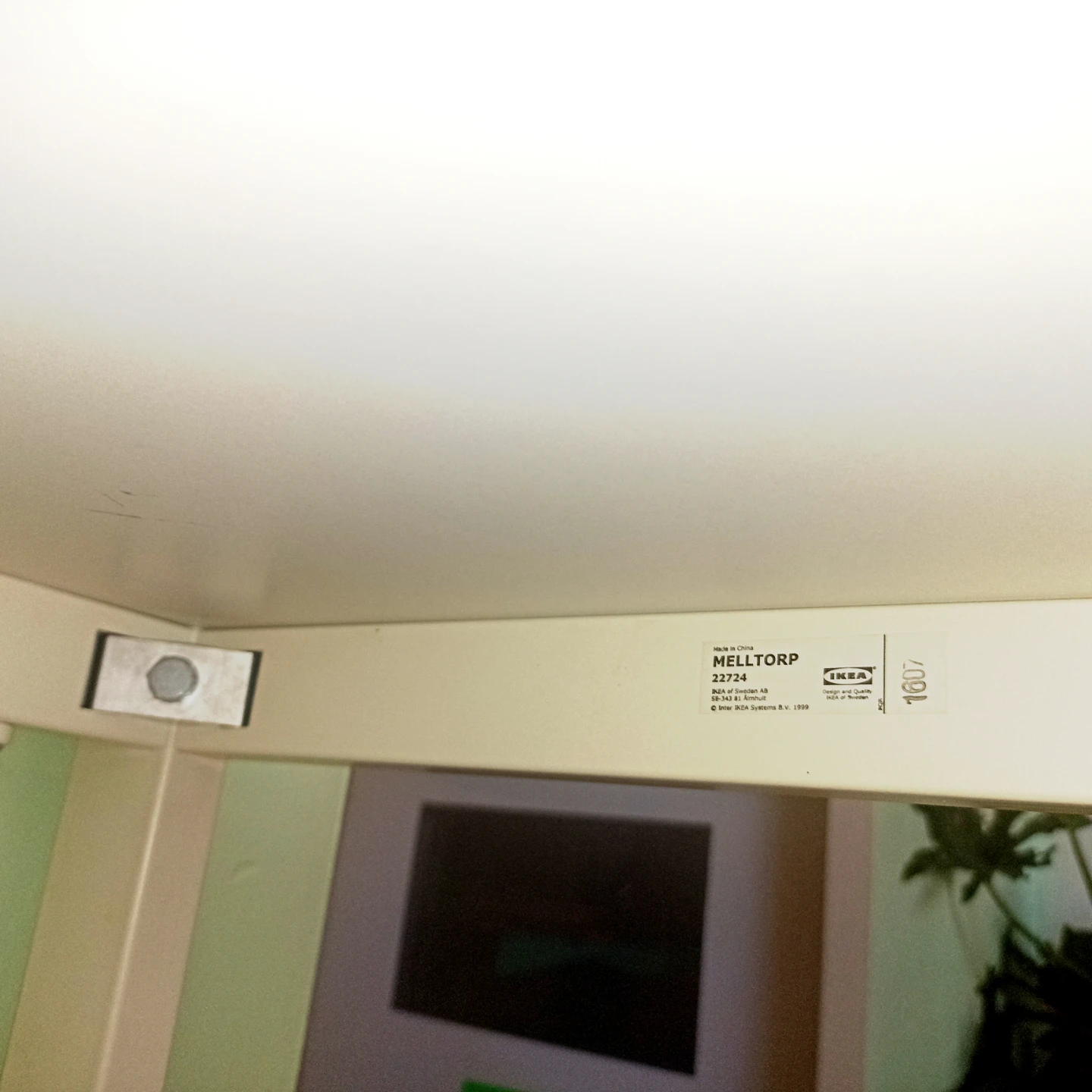❤‍🔥Moving SALE❤‍🔥 IKEA Melltorp White Table - photo 4