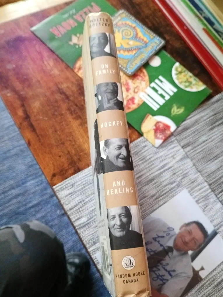 Walter Gretzky - On Family, Hockey and Healing Book image indicator(5)