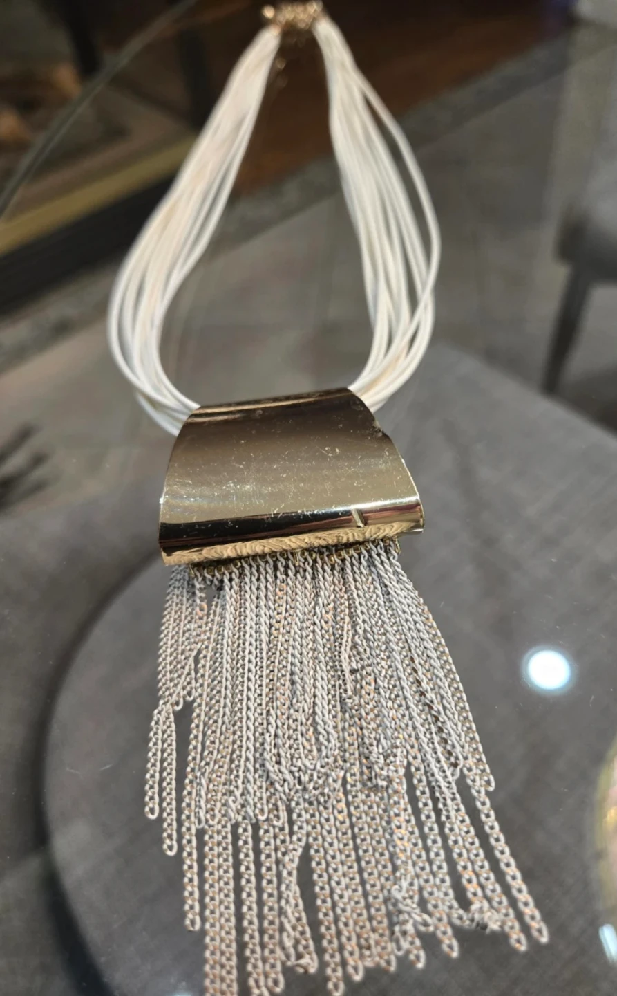 Statement Necklace - White & Gold - photo 2