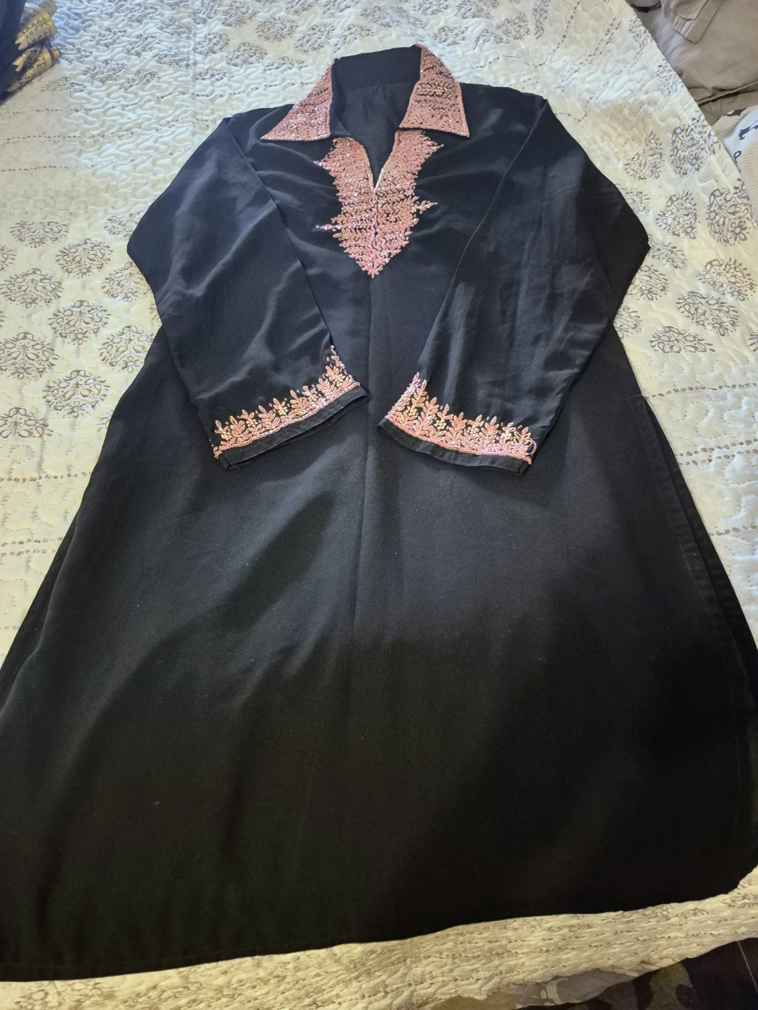 Shalwar kameez Black Dress with Pink Embroidery