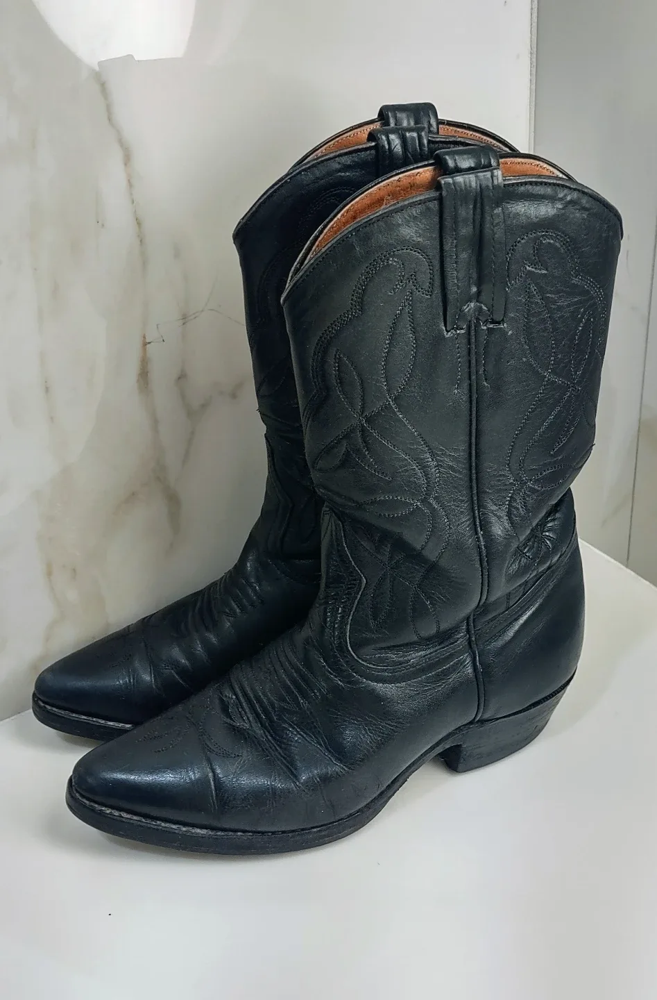Full- grain Black Leather Cowboy Boots (Made in Canada) image indicator(7)