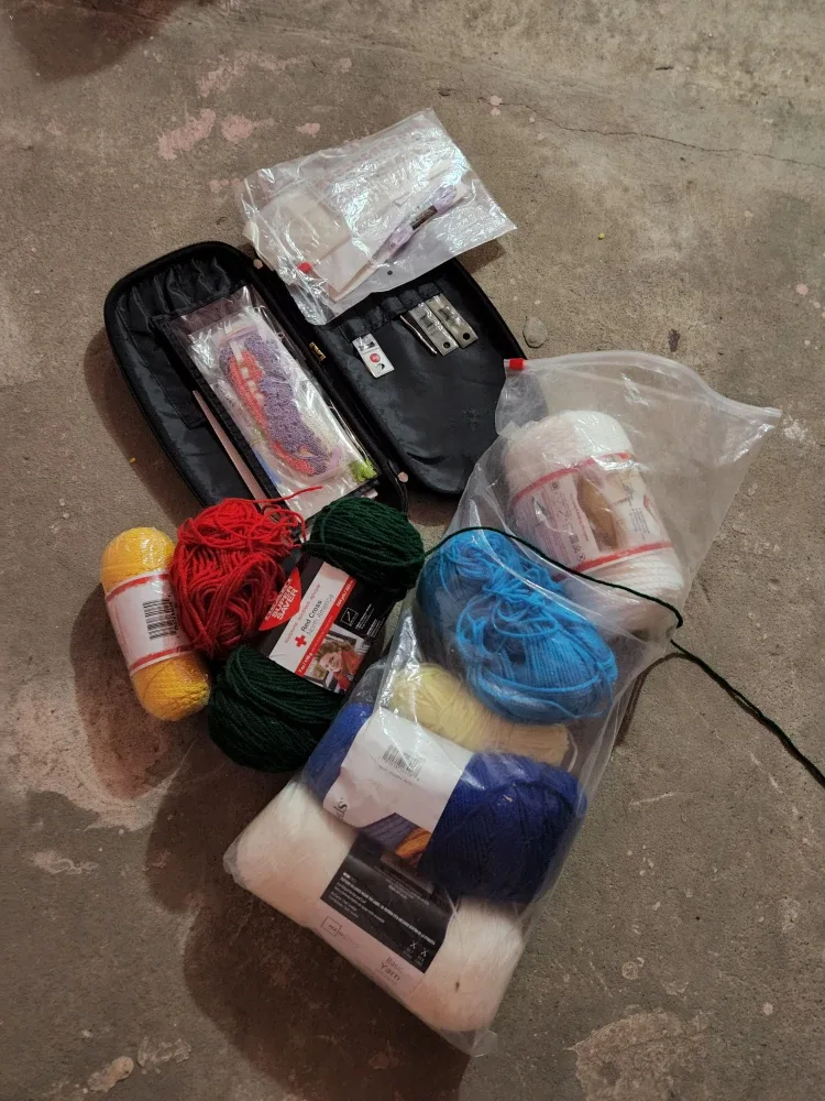 Yarn Lot - Assorted Colors