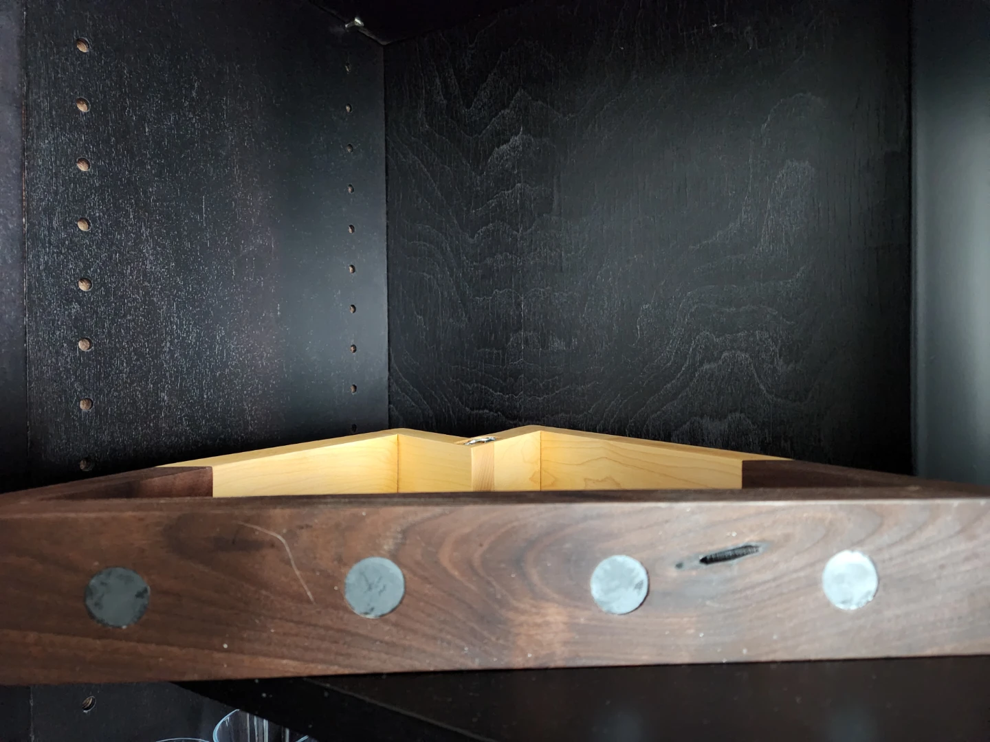Wooden Mountain Shelf Key Holder - photo 4