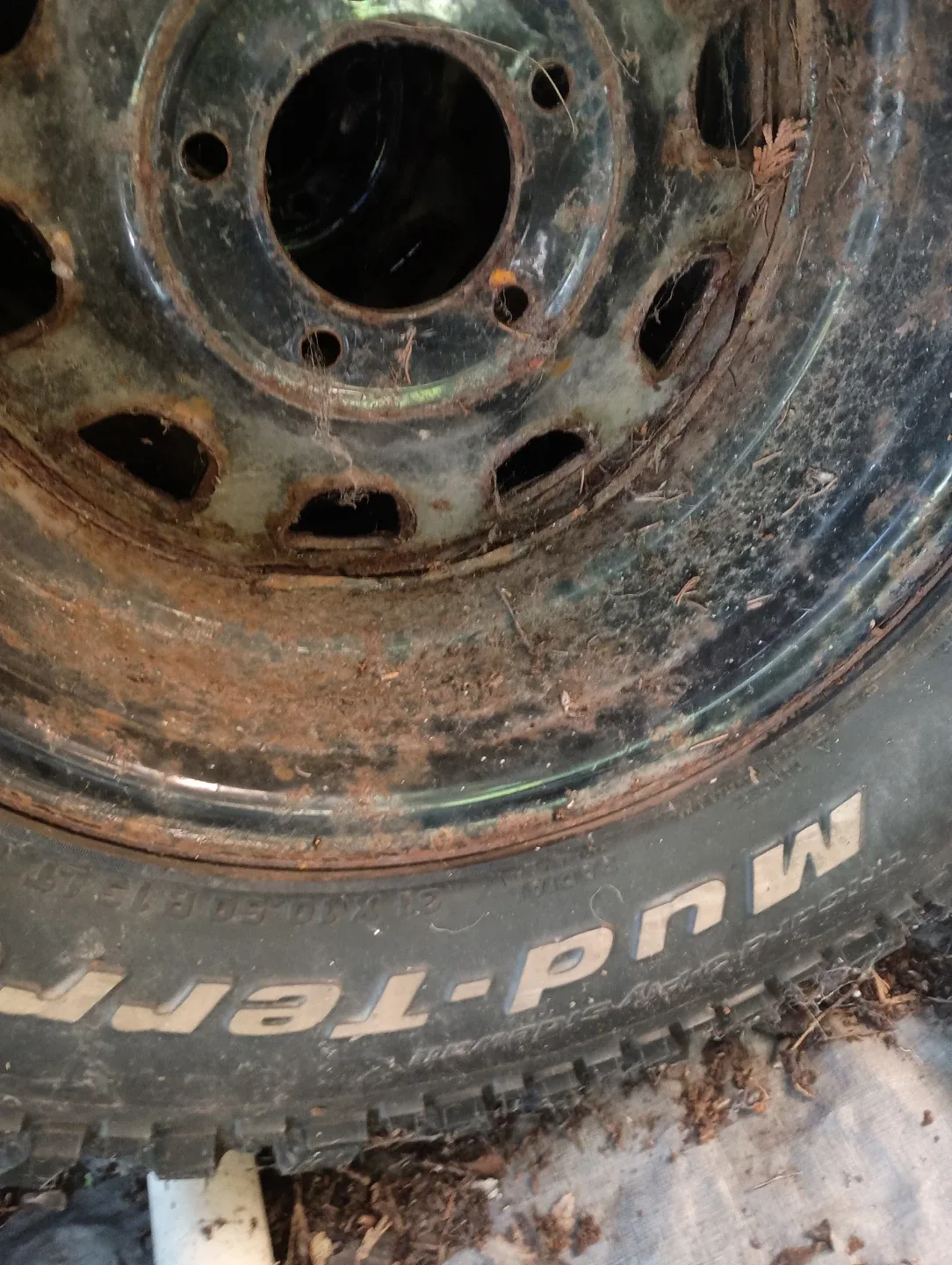 BFGoodrich Mud-Terrain T/A Tires image indicator(2)