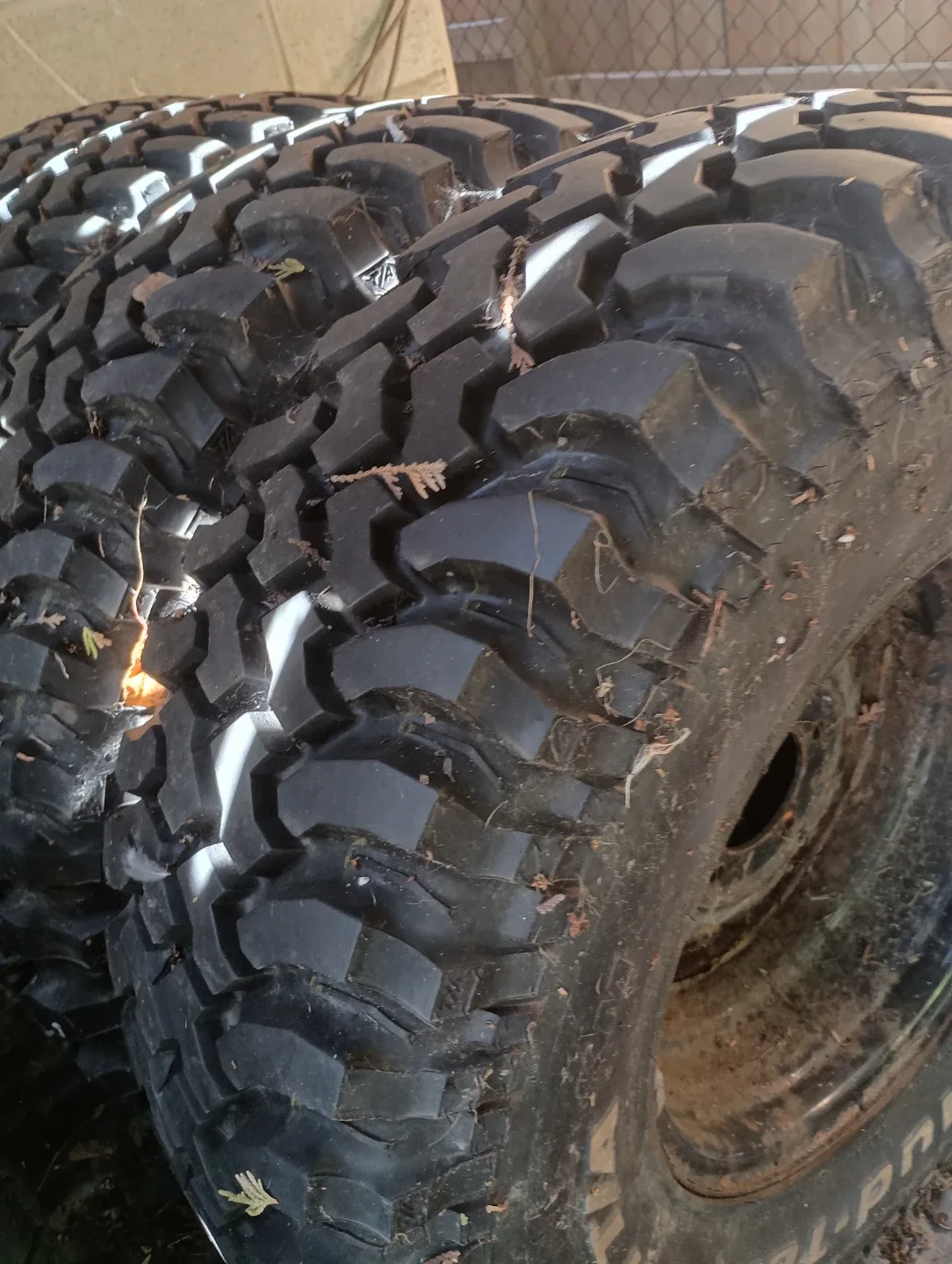 BFGoodrich Mud-Terrain T/A Tires image indicator(3)
